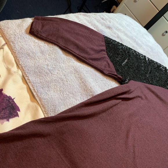 2 Three Quarter Sleeve Crochet Tops - Picture 5 of 6